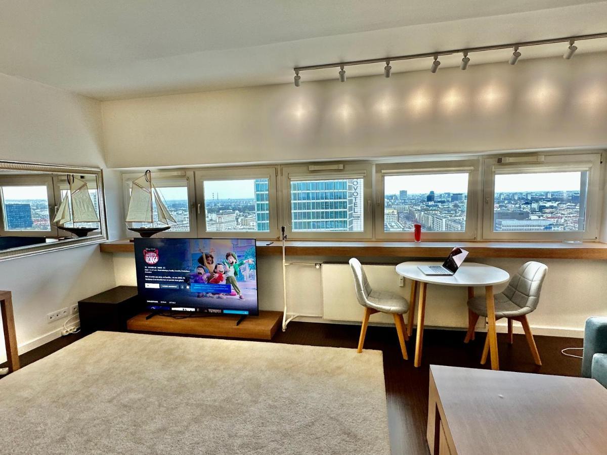 Top Metro X2 Fast Wifi 400 Mbs 70'Tv Netflix Hbo Max Appletv+ Disney+ Varsóvia Exterior foto